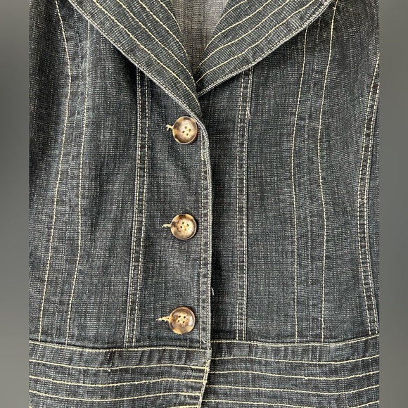 Denim jacket - Picture 2 of 6